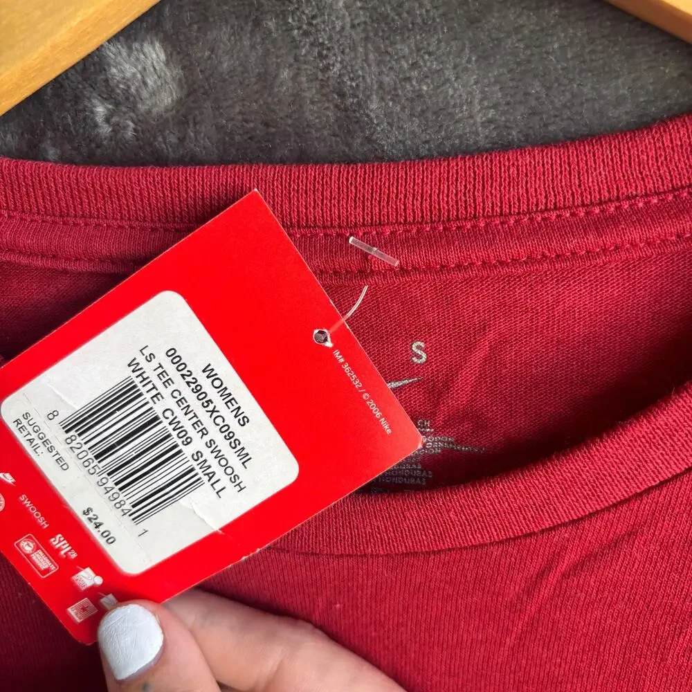 Nike Long Sleeve Big Swoosh Size Small Red